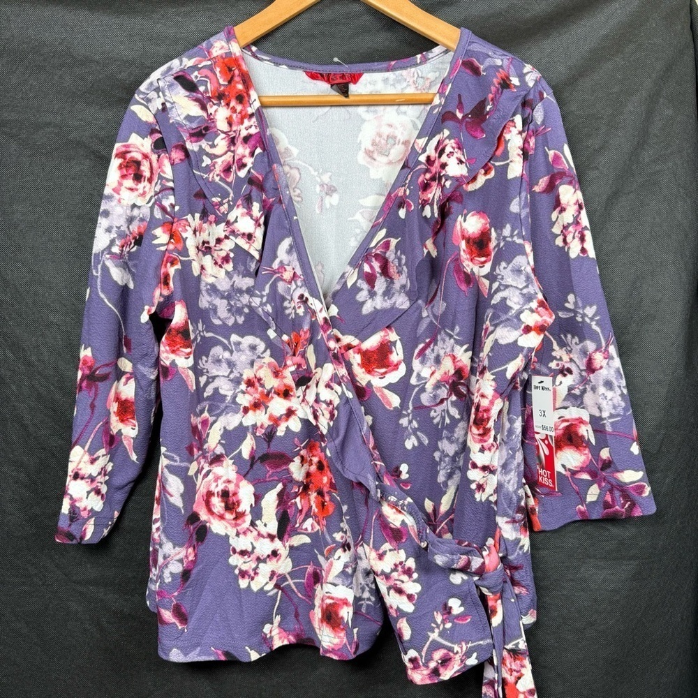HOT KISS Women’s Wrap Top Floral Size 3X